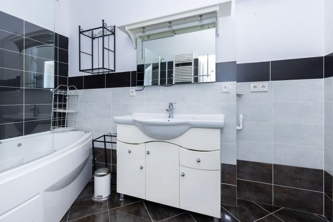 Pronájem, Byt 4+kk, Pardubice