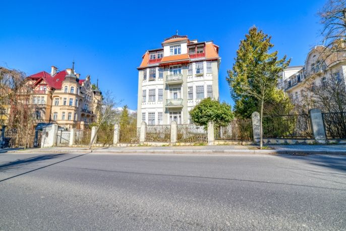 Prodej, Byt 2+kk, Karlovy Vary