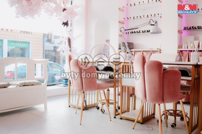 Prodej, Obchod a služby, Náchod