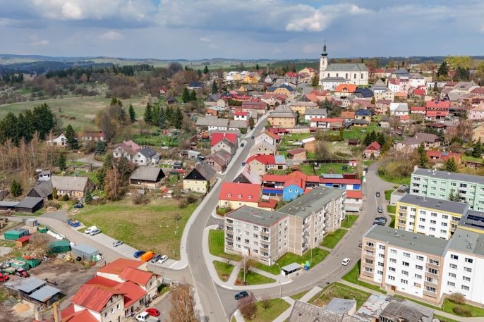 Prodej, Byt 1+1, Teplá