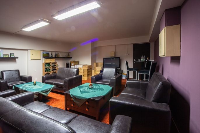 Pronájem, Obchod a služby, Pardubice