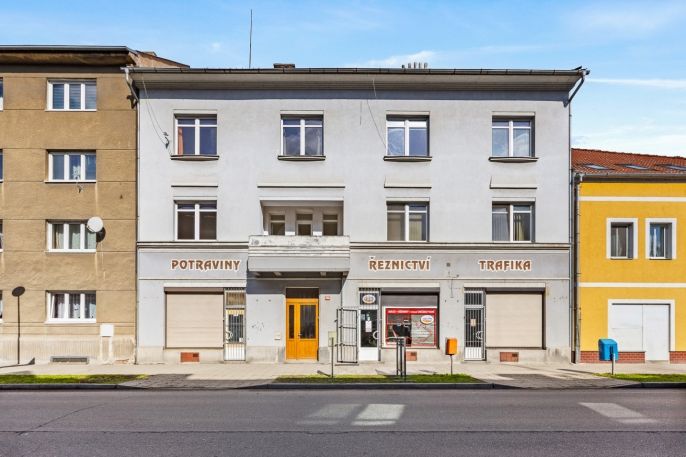 Prodej, Obchod a služby, Louny