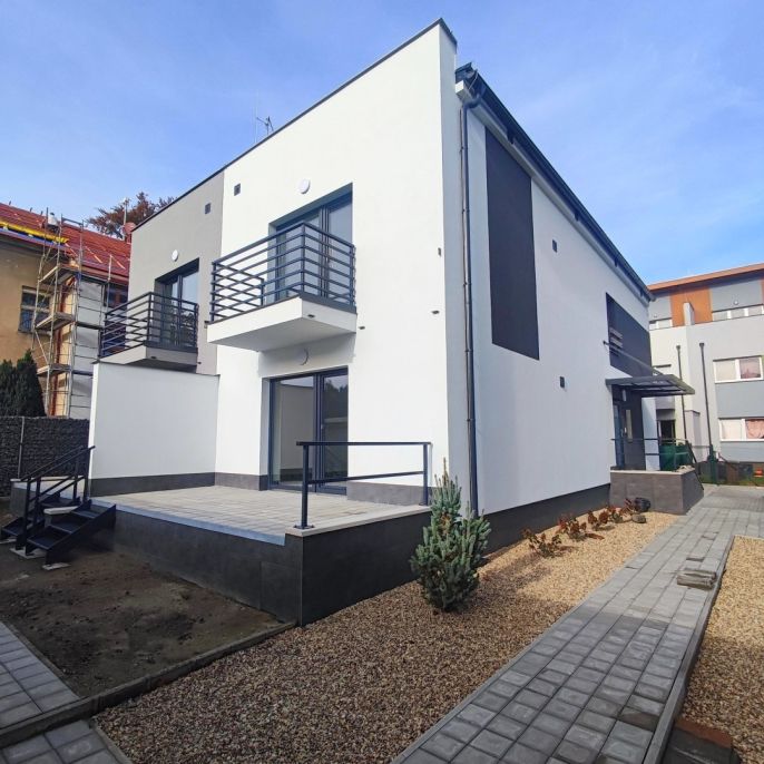 Pronájem, Byt 3+kk, Hradec Králové