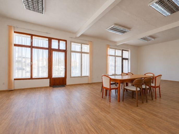 Pronájem, Obchod a služby, Votice