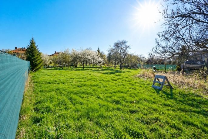 Prodej, Zahrada, Okříšky