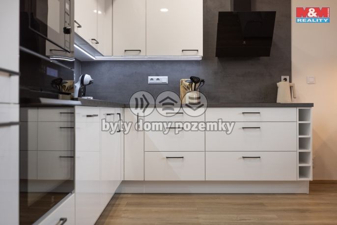 Prodej, Byt 3+kk, Kladno