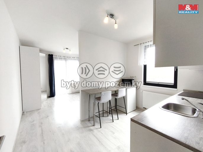 Pronájem, Byt 1+kk, Praha