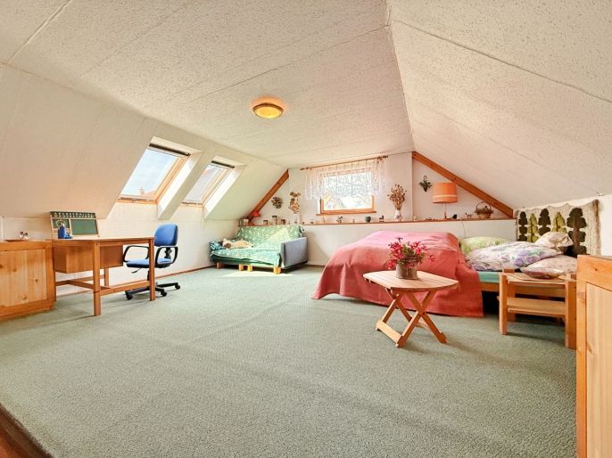 Prodej, Rodinný dům, Dvory