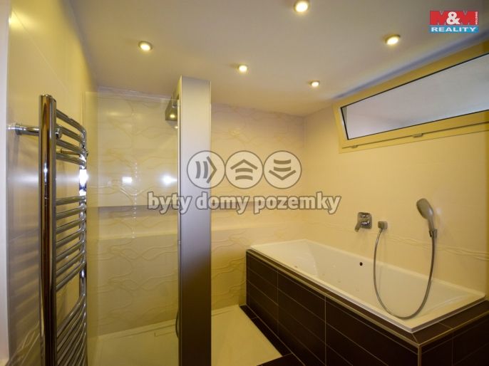 Prodej, Byt 5+1 a větší, Krnov