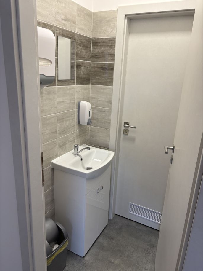 Pronájem, Obchod a služby, Rožnov pod Radhoštěm