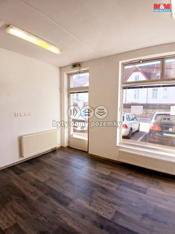 Pronájem, Obchod a služby, Pelhřimov