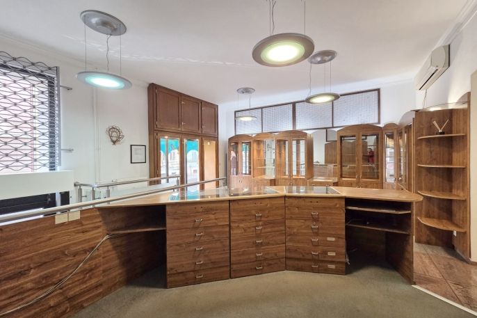 Pronájem, Obchod a služby, Karlovy Vary