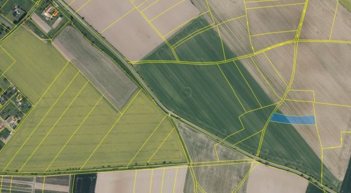 Prodej, Pole, Řestoky