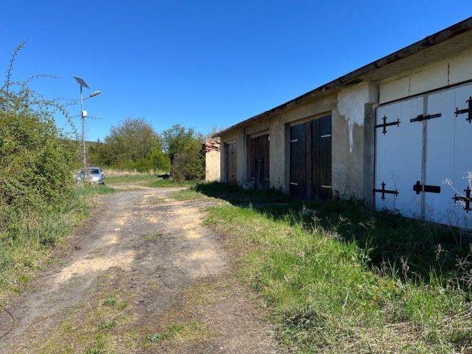 Prodej, Garáž, Hostomice