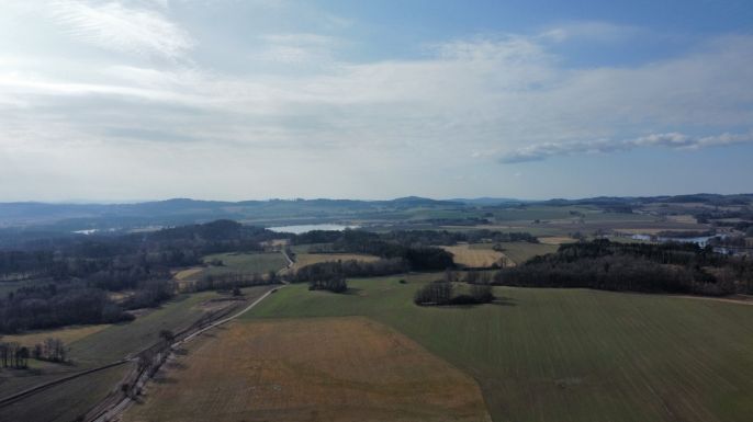 Prodej, Louka, Březí