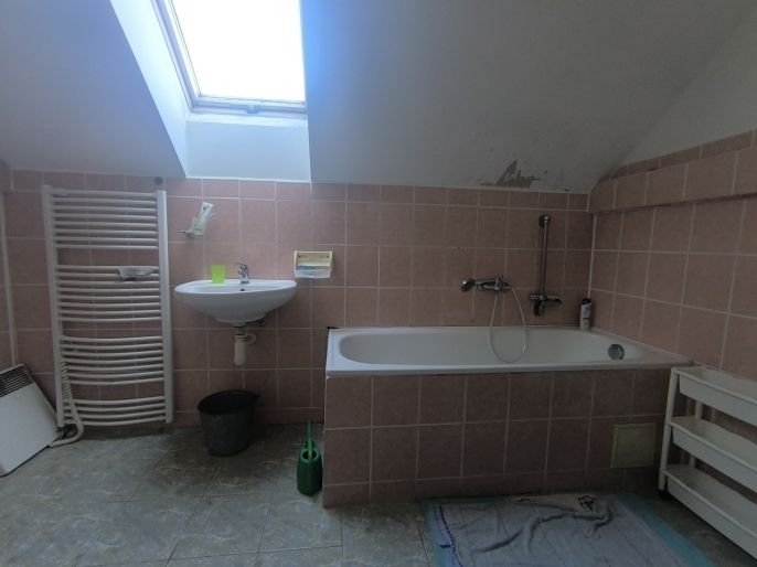 Prodej, Byt 4+1, České Velenice