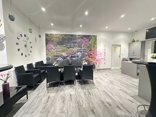 Pronájem, Byt 1+kk, Meziboří