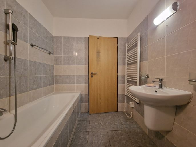 Pronájem, Byt 2+1, Úpice