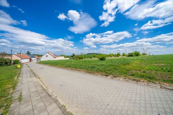 Prodej, Pozemek k bydlení, Omice
