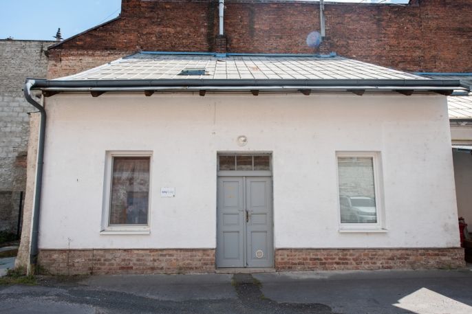 Pronájem, Obchod a služby, Pardubice