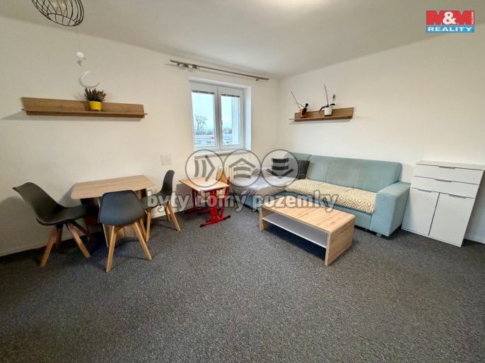 Pronájem, Byt 3+kk, Pardubice