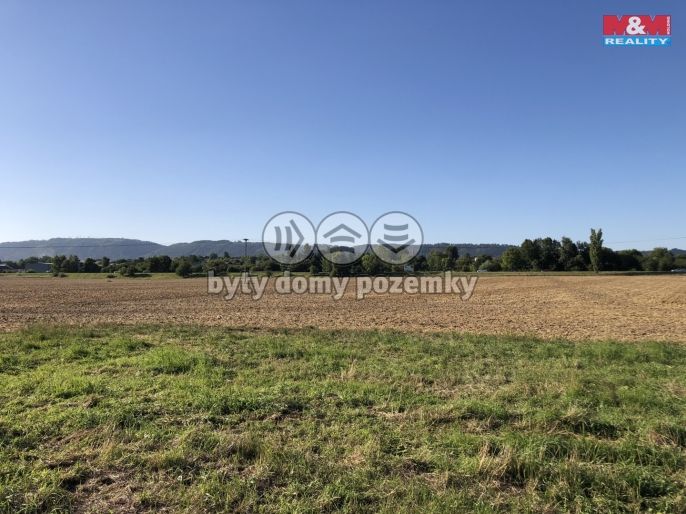 Prodej, Pole, Hranice