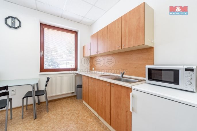 Pronájem, Kancelářský prostor, Velké Meziříčí