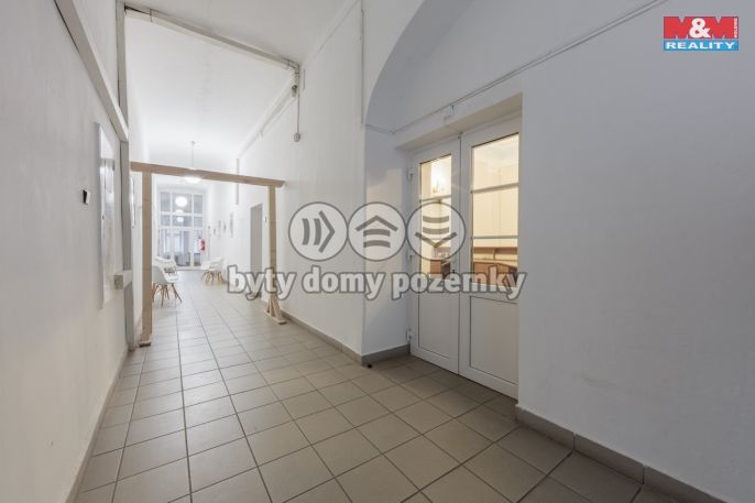 Prodej, Obchod a služby, Nejdek