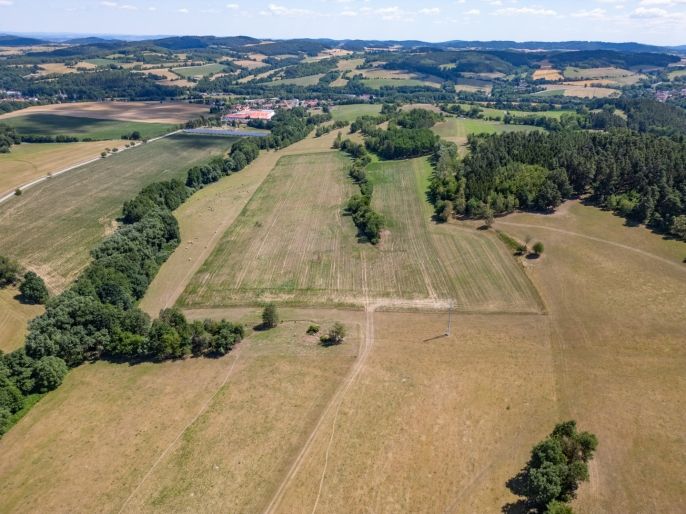 Prodej, Pole, Nišovice