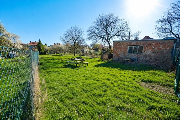 Prodej, Zahrada, Okříšky