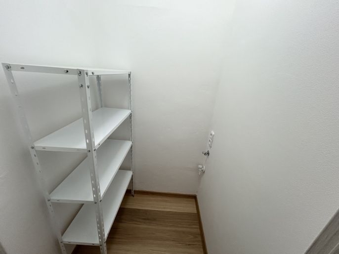 Pronájem, Byt 1+kk, Louny