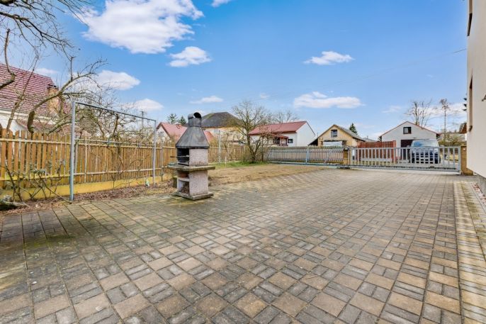 Pronájem, Byt 2+1, Hrádek