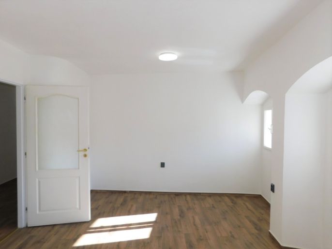 Pronájem, Byt 3+1, Cheb