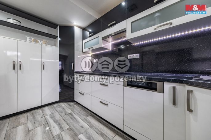 Prodej, Rodinný dům, Okounov