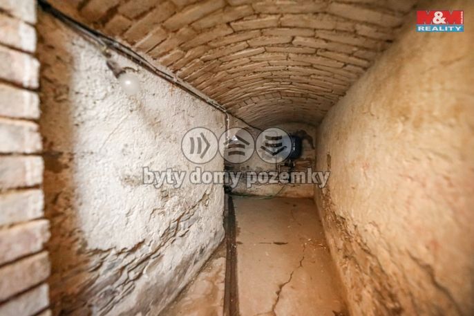 Prodej, Sklad, Křelovice