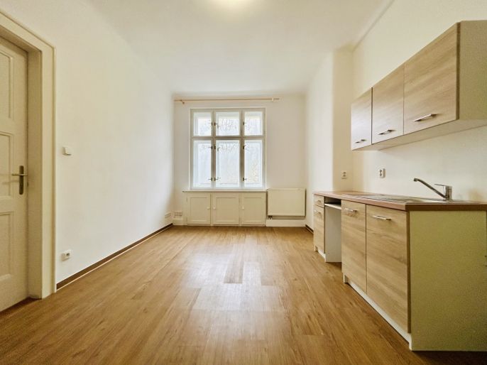 Pronájem, Byt 1+1, Klatovy