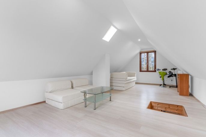 Prodej, Chalupa, Neveklovice