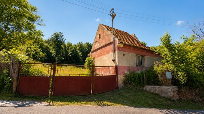Prodej, Zemědělská usedlost, Pnětluky