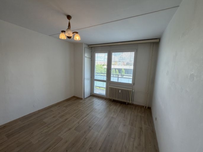 Pronájem, Byt 1+kk, Hradec Králové