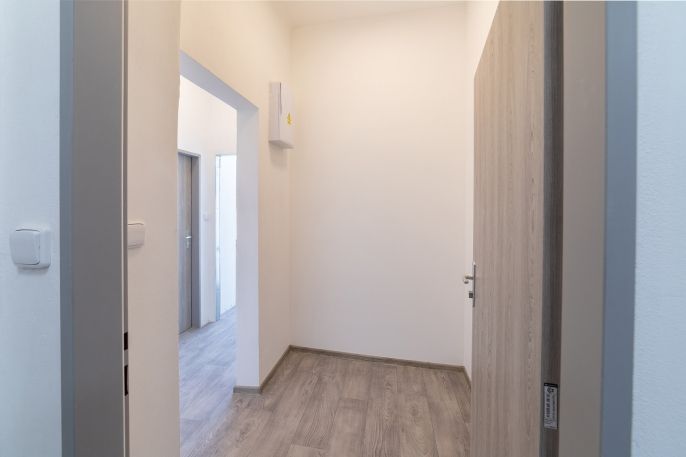 Pronájem, Byt 1+1, Sokolov