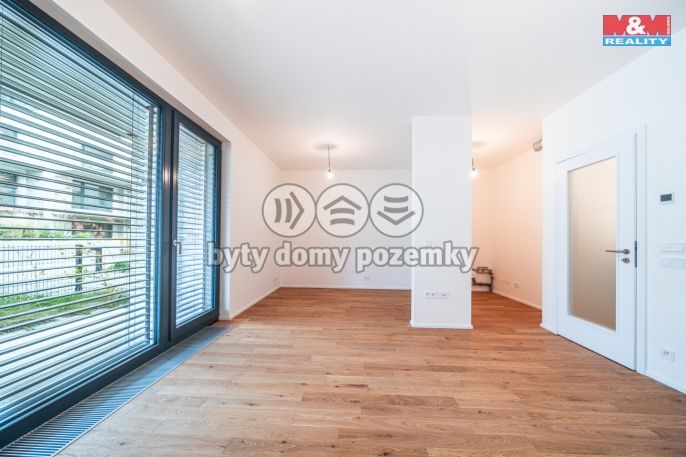 Pronájem, Byt 1+kk, Praha