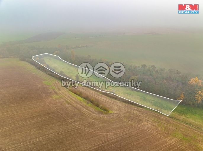 Prodej, Pole, Klobuky