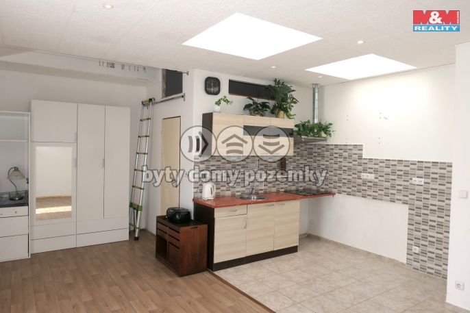 Pronájem, Byt 1+kk, Beroun