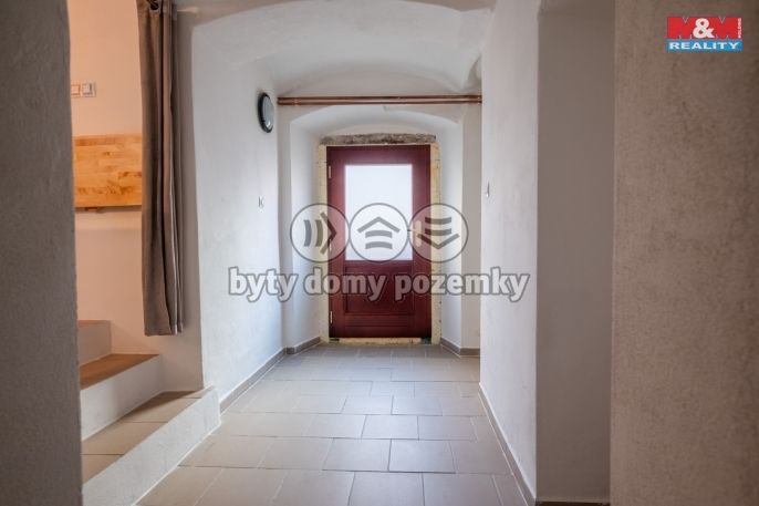 Pronájem, Restaurace, stravování, Volyně