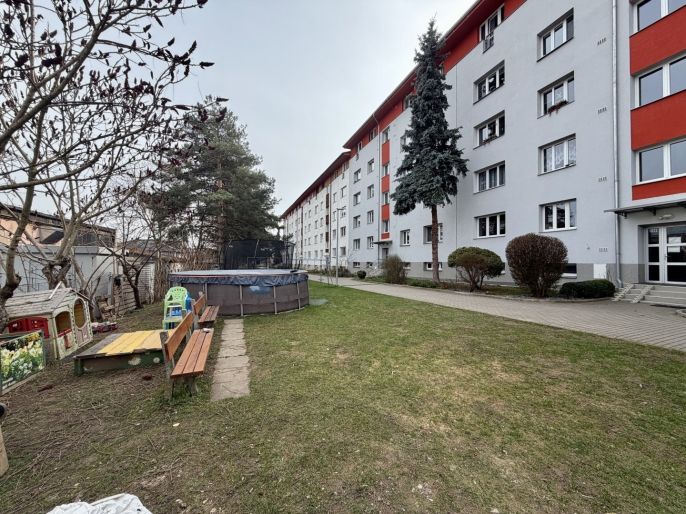 Prodej, Byt 3+1, Roztoky