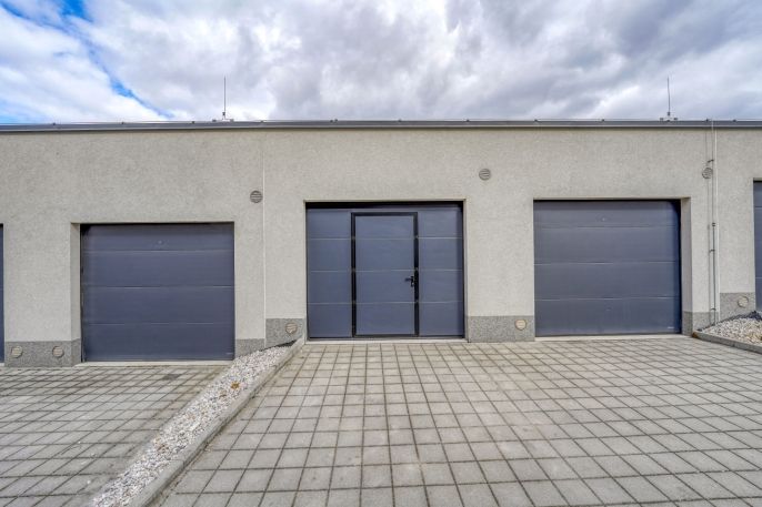 Pronájem, Garáž, Dobřany