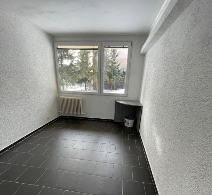 Prodej, Byt 1+kk, Komárov