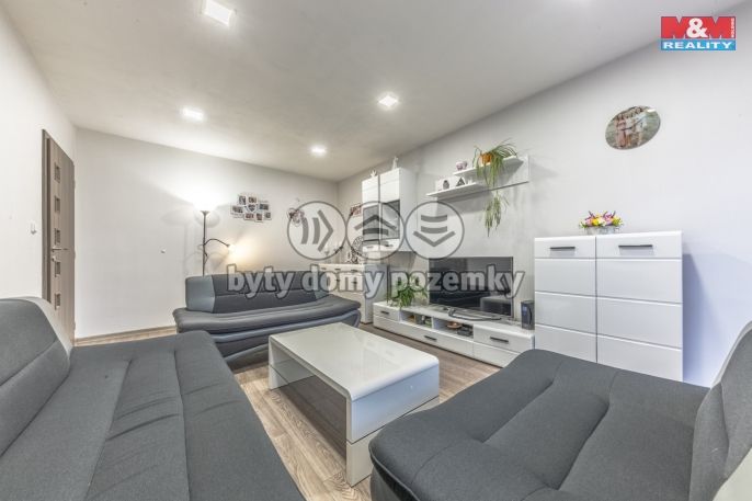 Prodej, Byt 3+1, Dobkovice