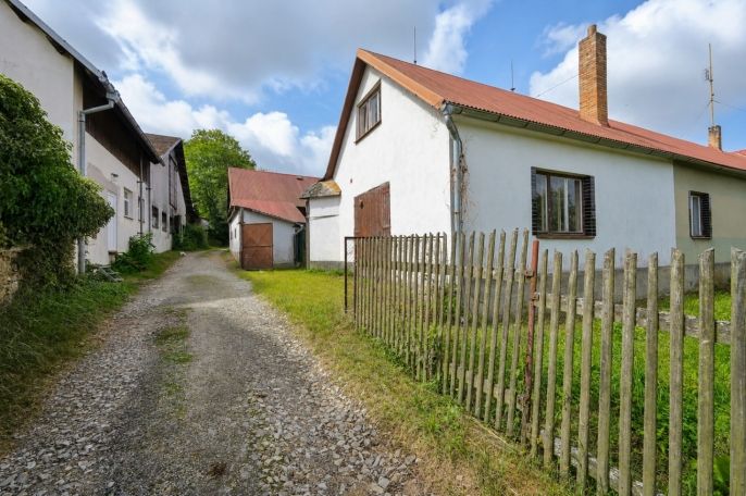 Prodej, Zemědělská usedlost, Černovice