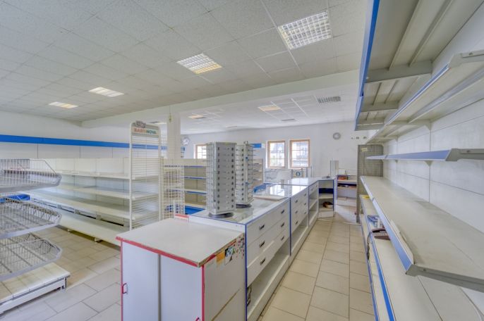 Pronájem, Obchod a služby, Bor